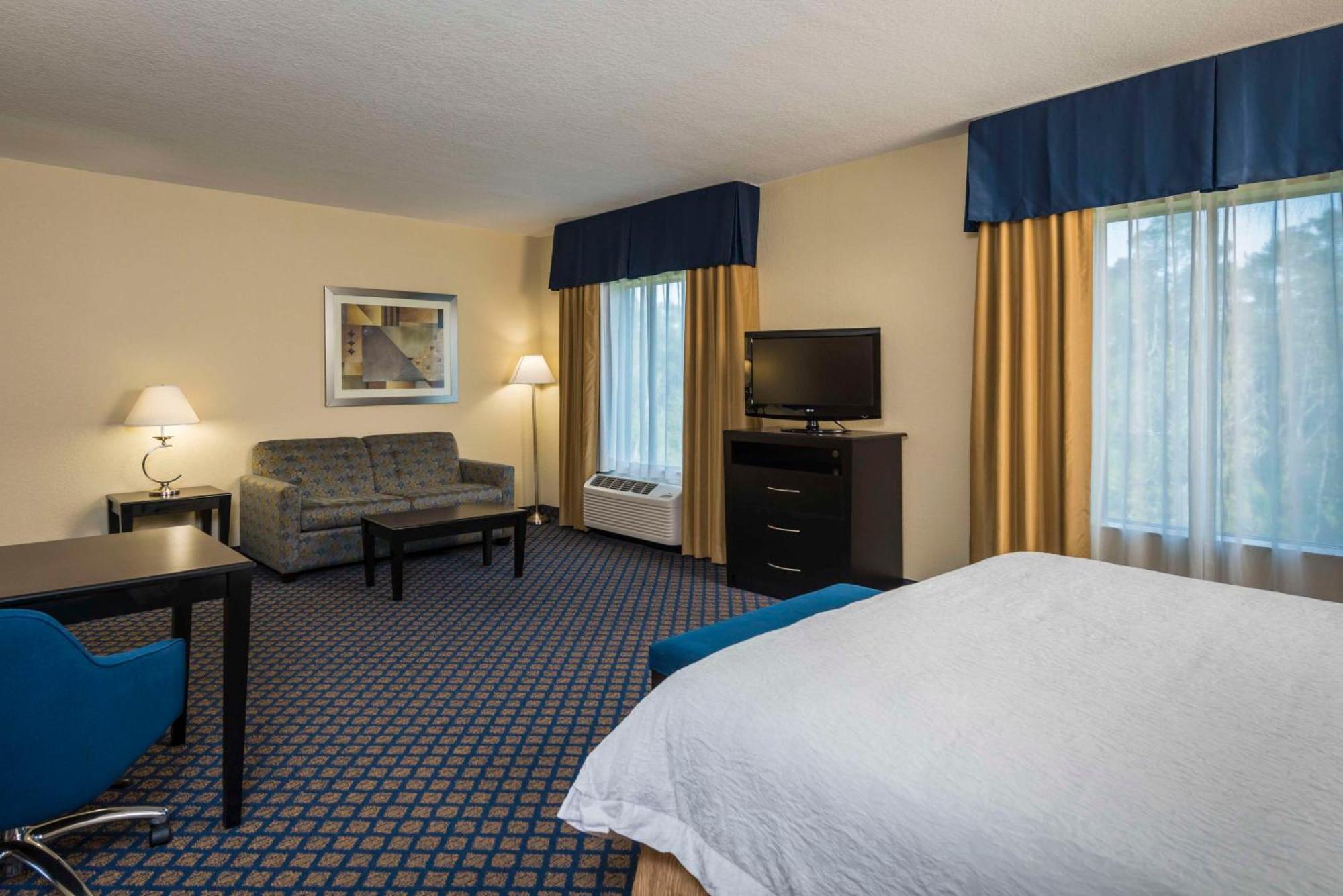 Hampton & South - Bartram Park Hotel Jacksonville