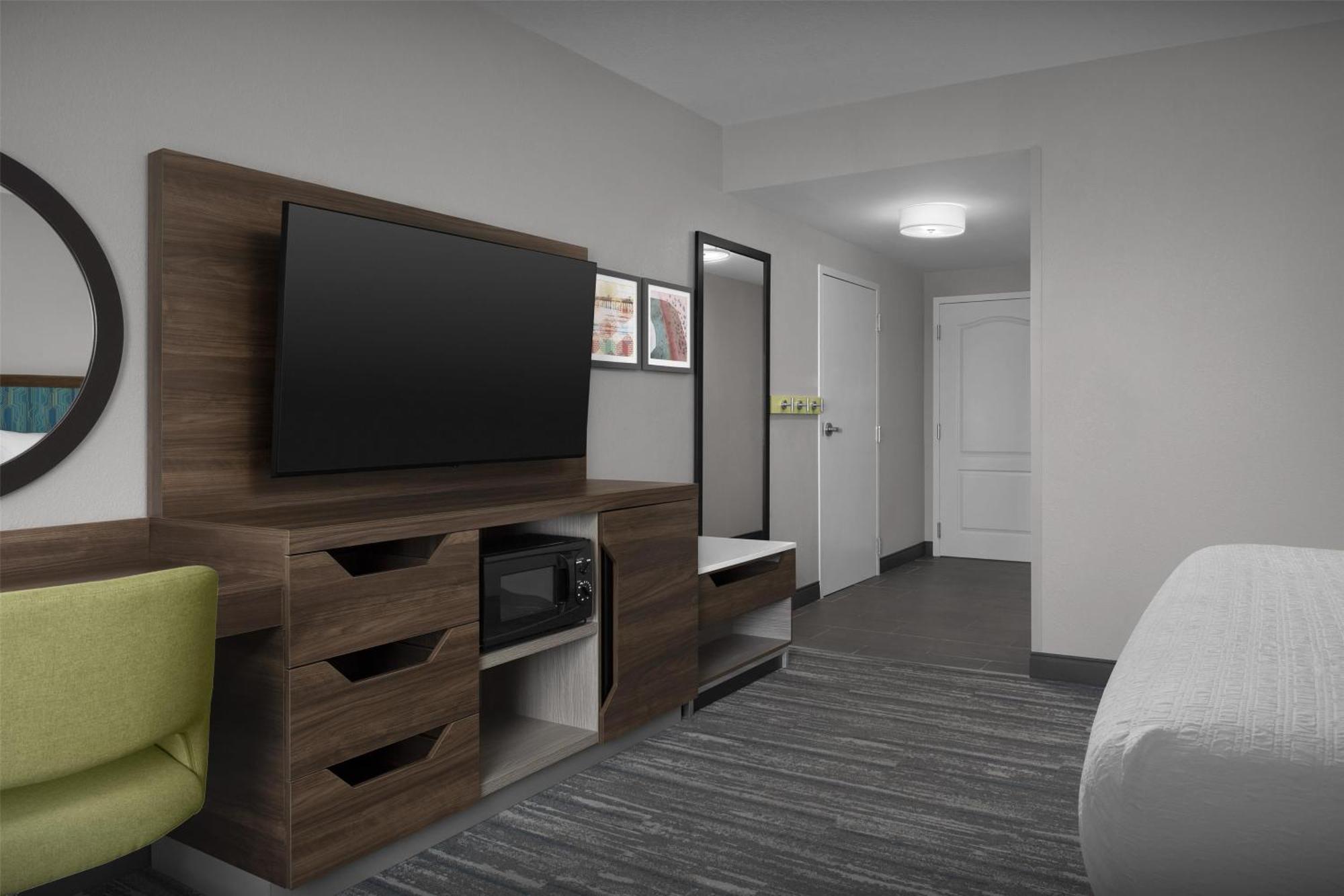 Hotel Hampton & South - Bartram Park 3*