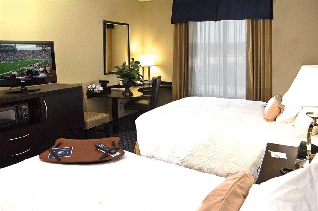 Hampton & South - Bartram Park Hotel